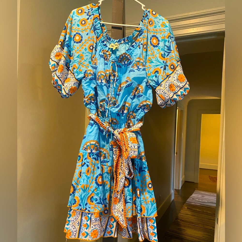 Celina Moon Size Small, such vibrant colors and beautiful details